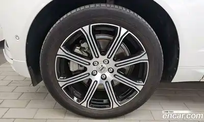 Volvo XC60 2020 2.0 гидро в Москве № 1618612, миниатюра 7