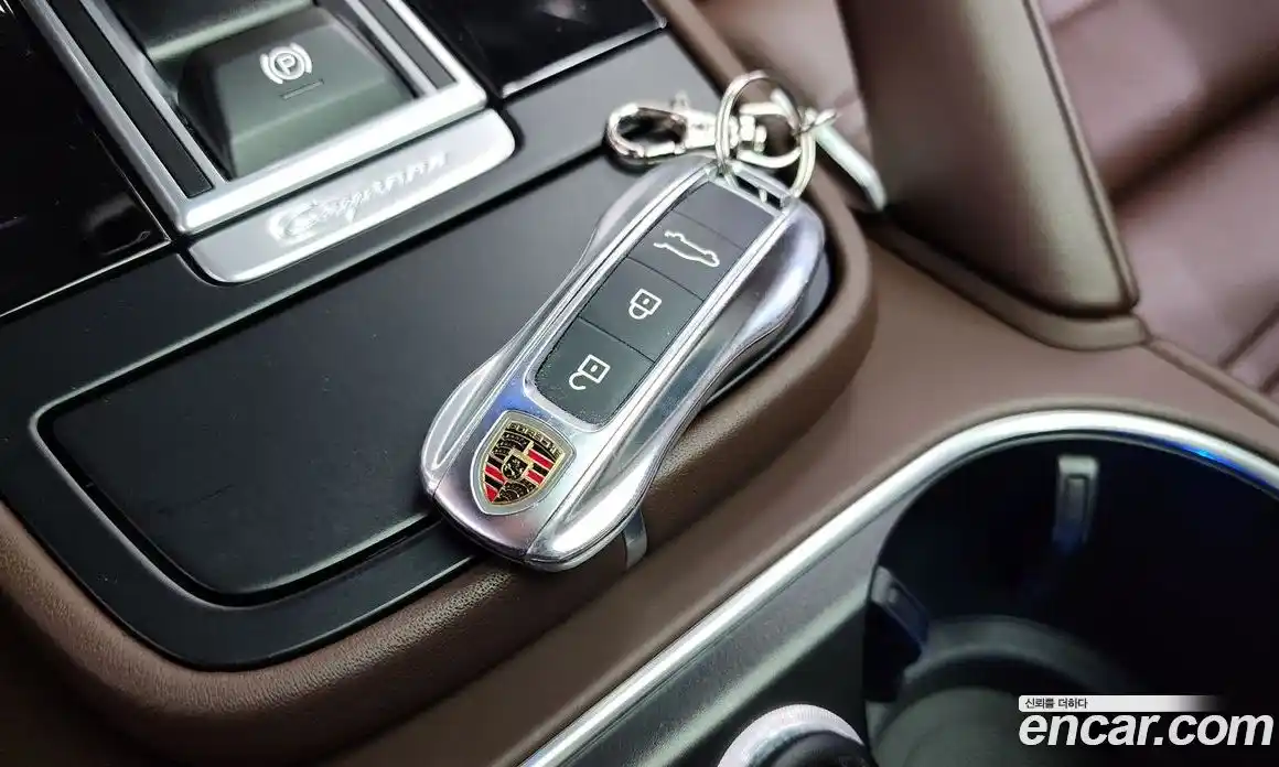 Porsche Cayenne 2023 3.0 гидро в Москве № 1618931, фото 33
