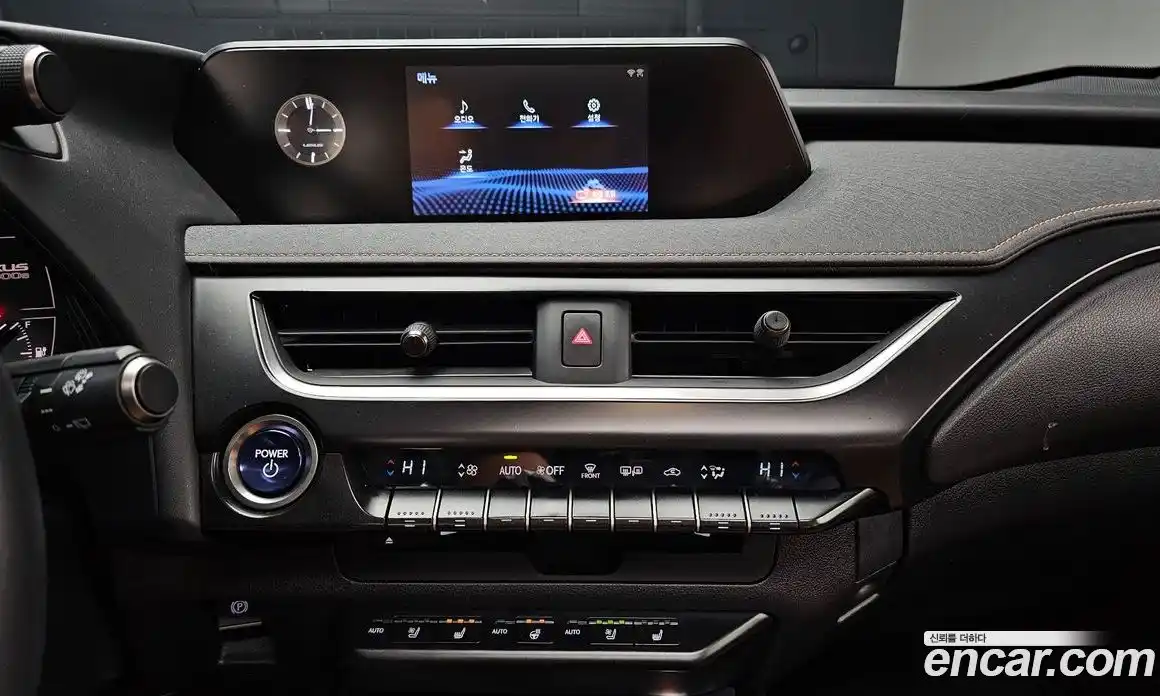 Lexus UX 2022 0.2 гидро в Москве № 1622776, фото 20