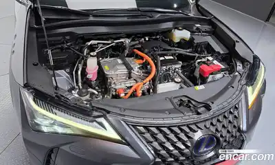 Lexus UX 2022 0.2 гидро в Москве № 1622776, миниатюра 6