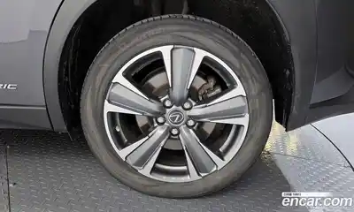 Lexus UX 2022 0.2 гидро в Москве № 1622776, миниатюра 7