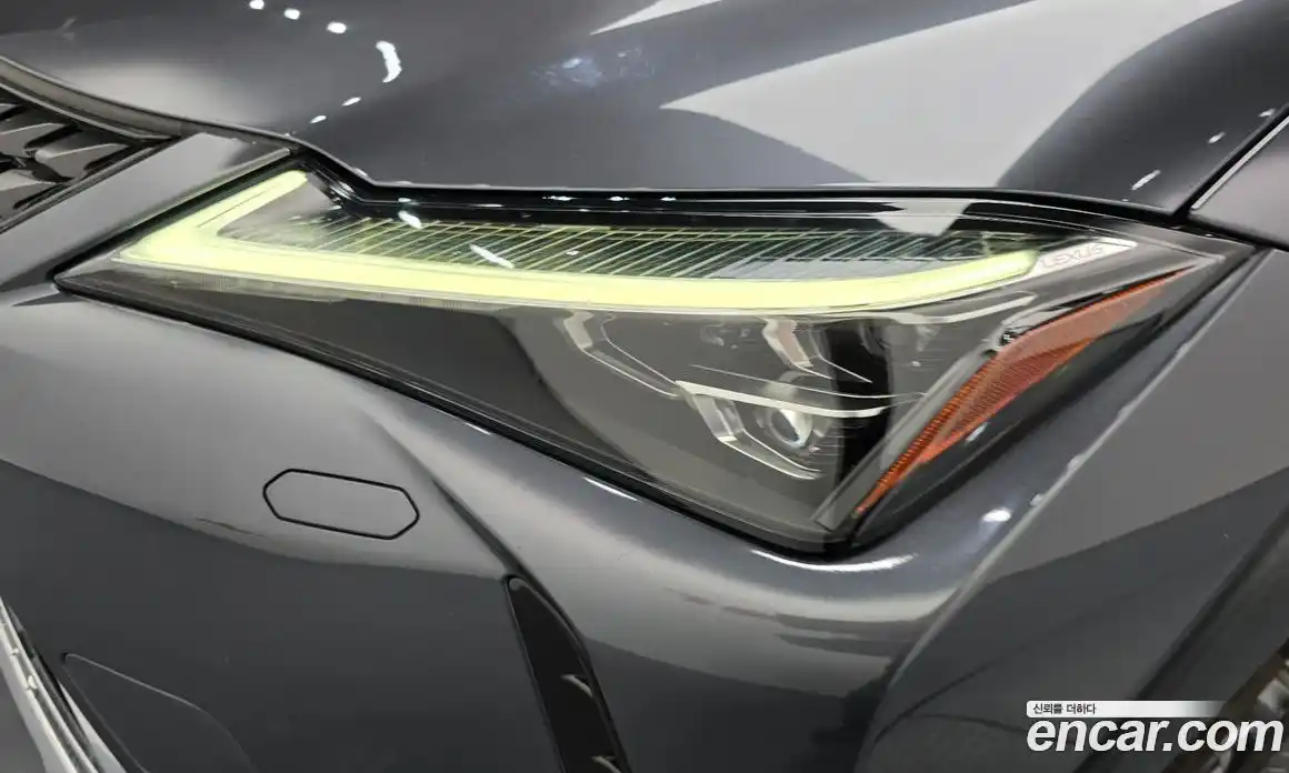 Lexus UX 2022 0.2 гидро в Москве № 1622776, фото 8