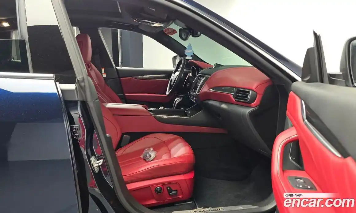 Maserati Levante 2020 3.0 гидро, фото 15
