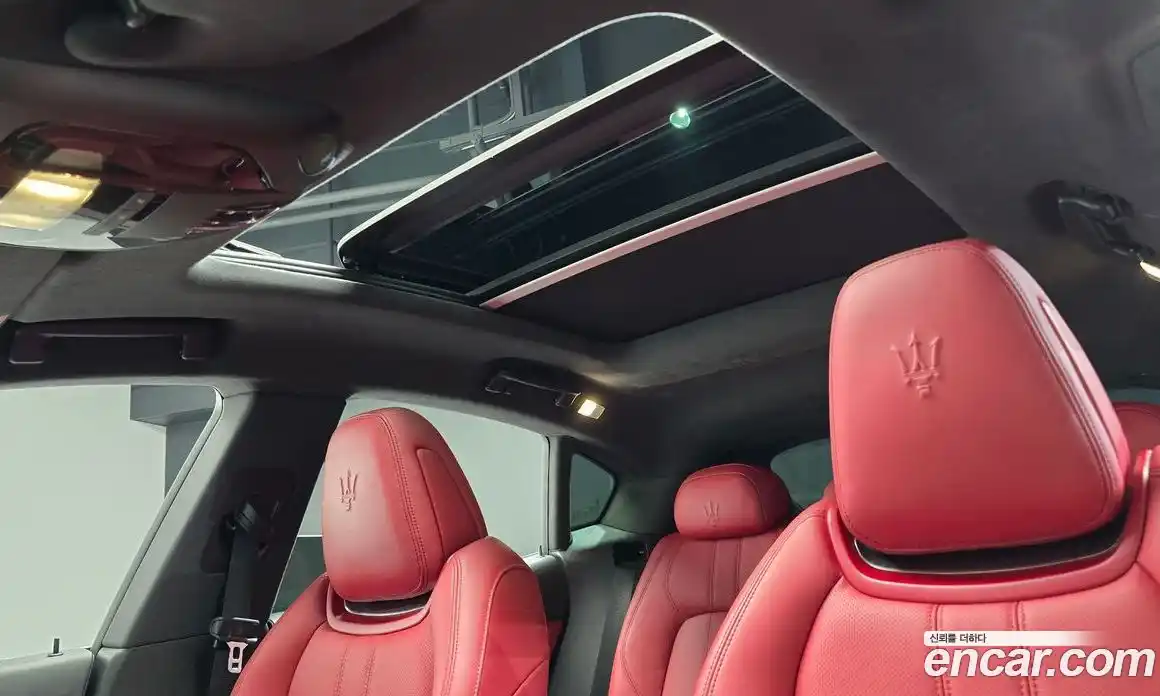 Maserati Levante 2020 3.0 гидро, фото 24