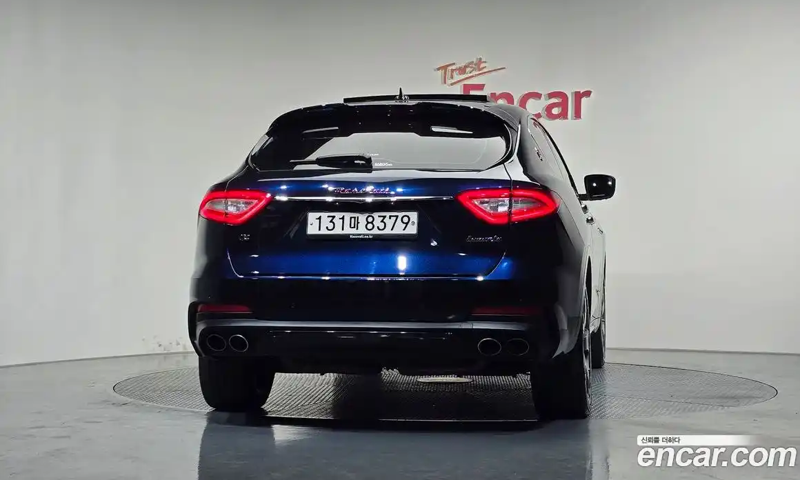 Maserati Levante 2020 3.0 гидро, фото 3