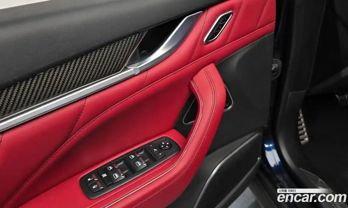 Maserati Levante 2020 3.0 гидро, фото 32