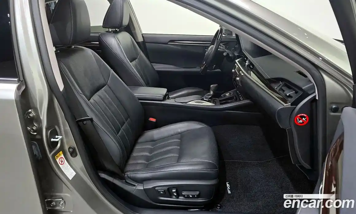 Lexus ES 2018 2.5 гидро в Москве № 168199, фото 12