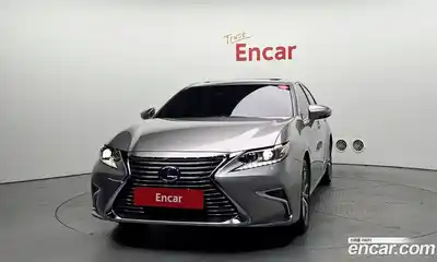 Lexus ES 2018 2.5 гидро в Москве № 168199, миниатюра 3
