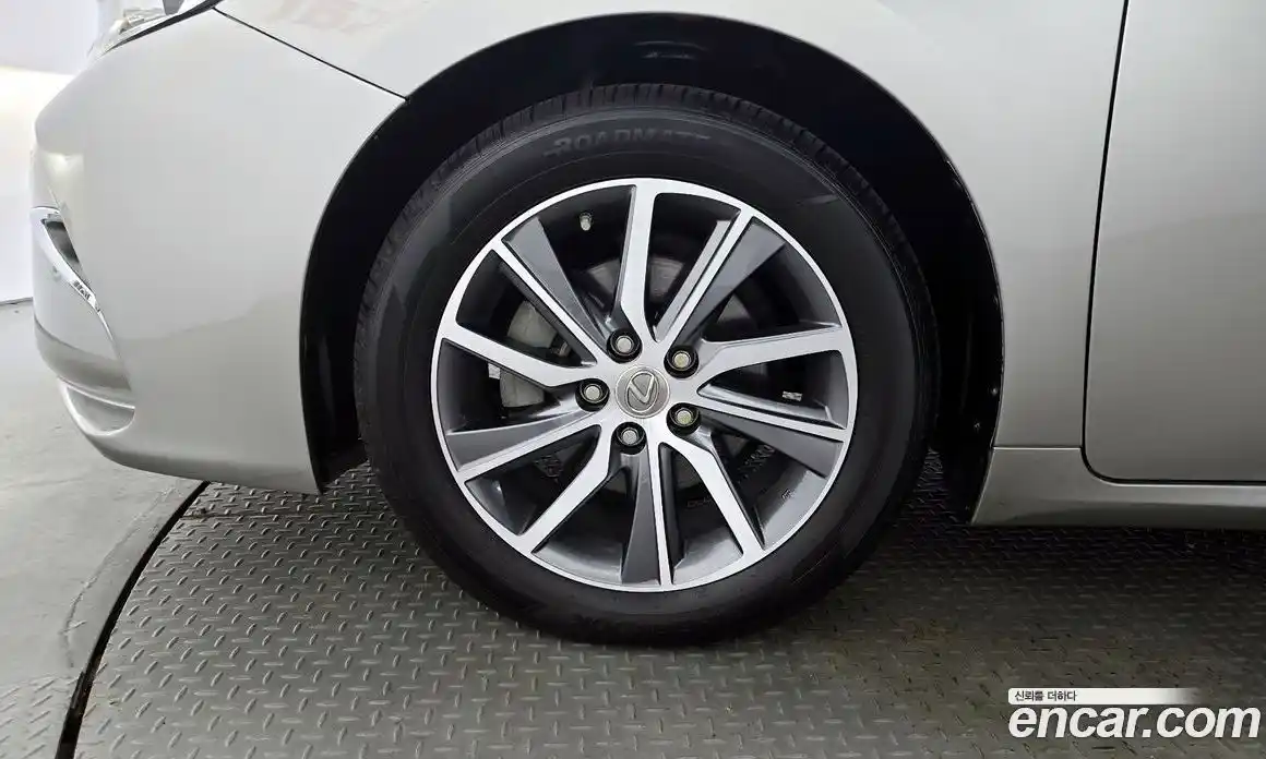 Lexus ES 2018 2.5 гидро в Москве № 168199, фото 5