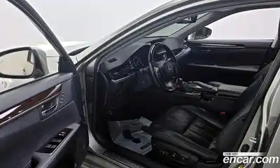 Lexus ES 2018 2.5 гидро в Москве № 168199, миниатюра 10