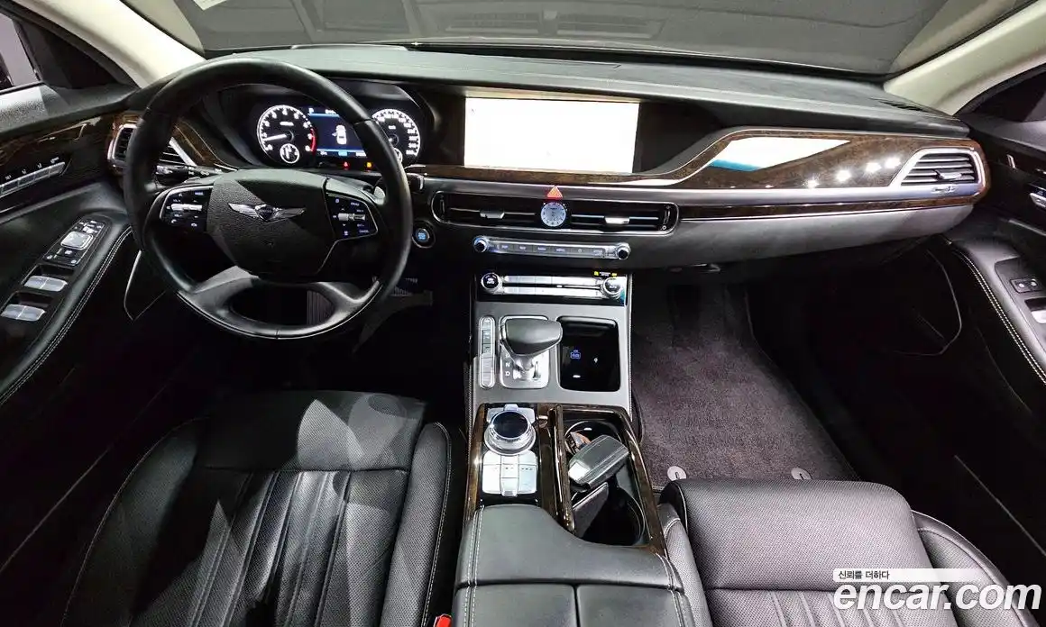 Genesis G90 2020 3.8 гидро в Москве, фото 10