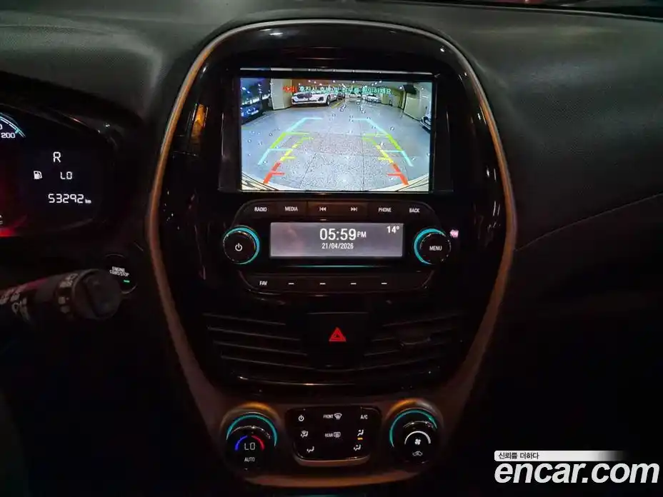 Chevrolet Spark 2018 1.0 гидро в Москве № 1687920, фото 11
