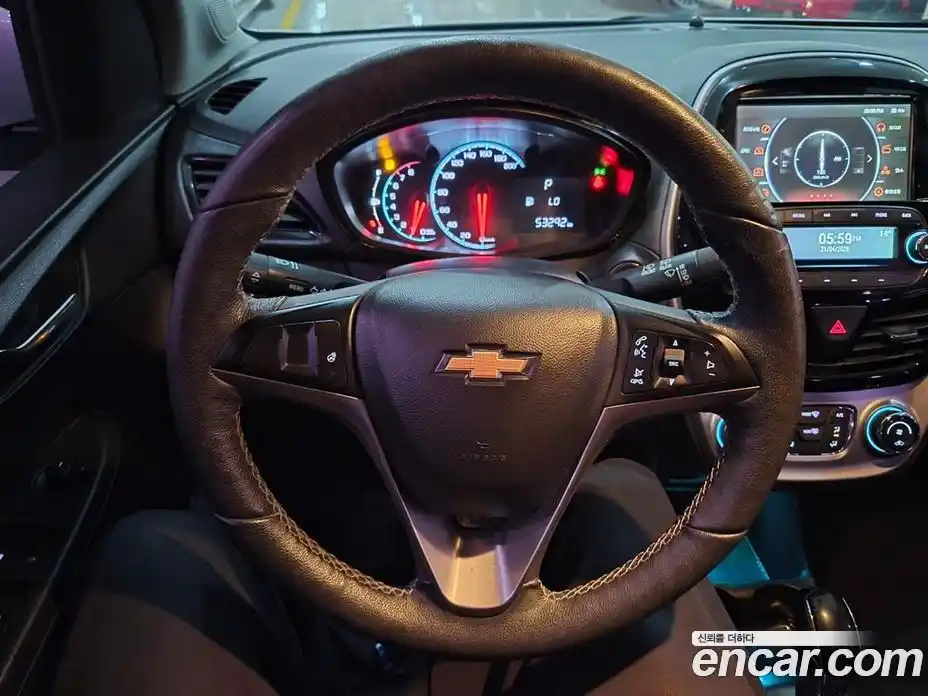 Chevrolet Spark 2018 1.0 гидро в Москве № 1687920, фото 8