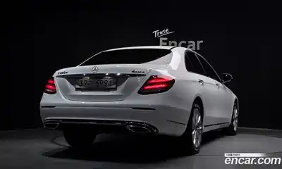 Mercedes-Benz E-Class 2019 1.9 гидро в Москве № 1690410, миниатюра 2