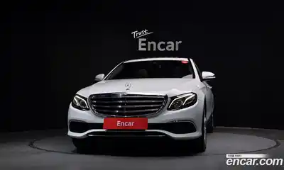 Mercedes-Benz E-Class 2019 1.9 гидро в Москве № 1690410, миниатюра 3