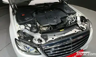 Mercedes-Benz E-Class 2019 1.9 гидро в Москве № 1690410, миниатюра 6