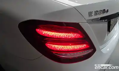 Mercedes-Benz E-Class 2019 1.9 гидро в Москве № 1690410, миниатюра 9