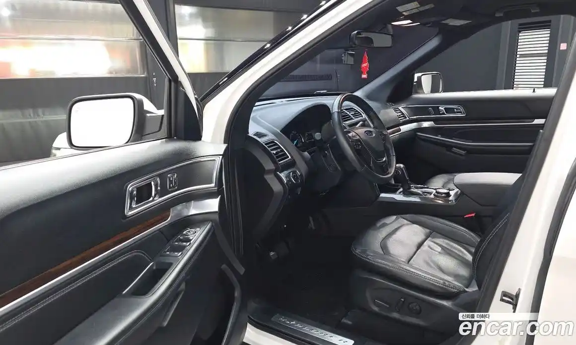 Ford Explorer 2019 3.5 гидро в Москве № 1696943, фото 13