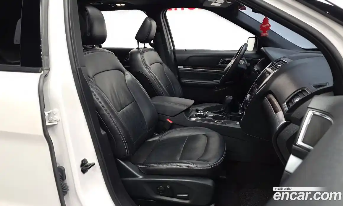 Ford Explorer 2019 3.5 гидро в Москве № 1696943, фото 17