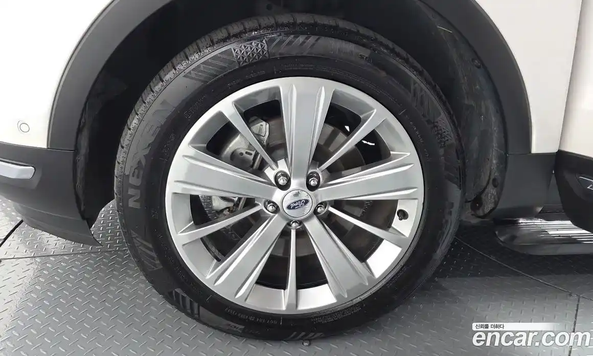 Ford Explorer 2019 3.5 гидро в Москве № 1696943, фото 5