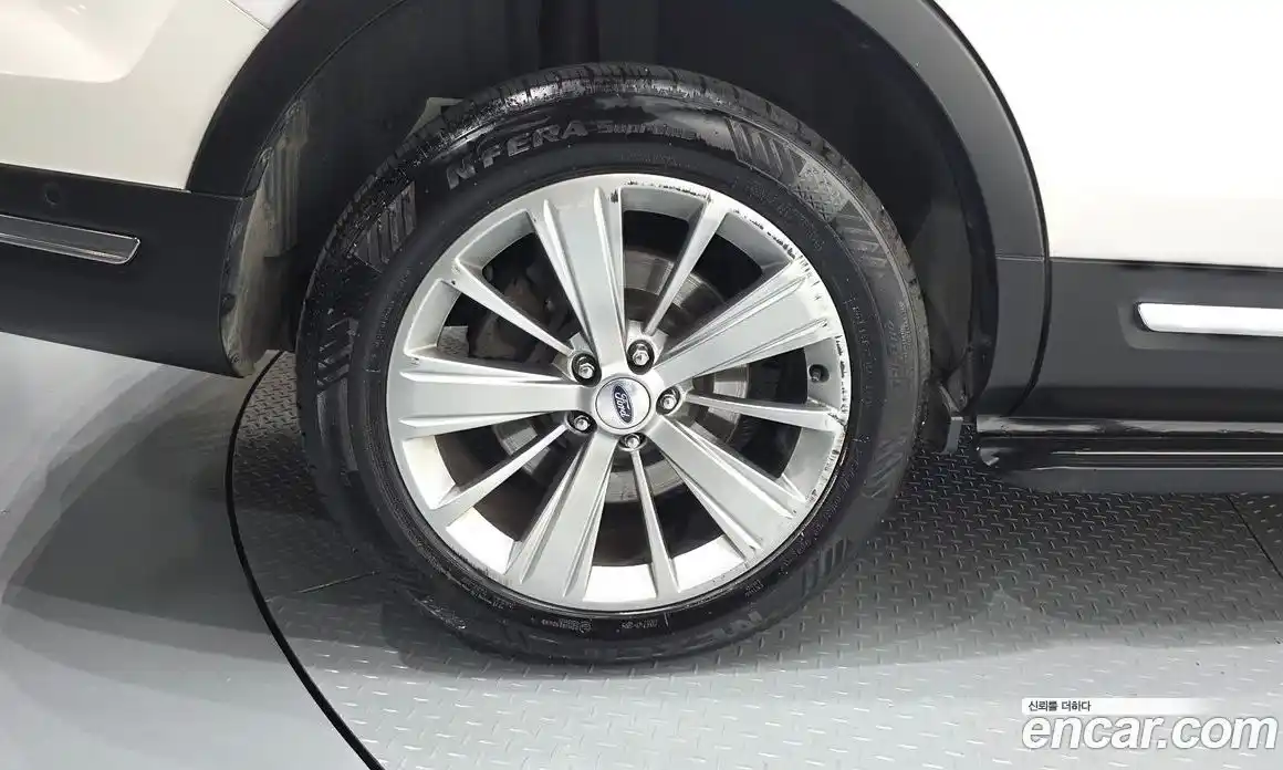 Ford Explorer 2019 3.5 гидро в Москве № 1696943, фото 7