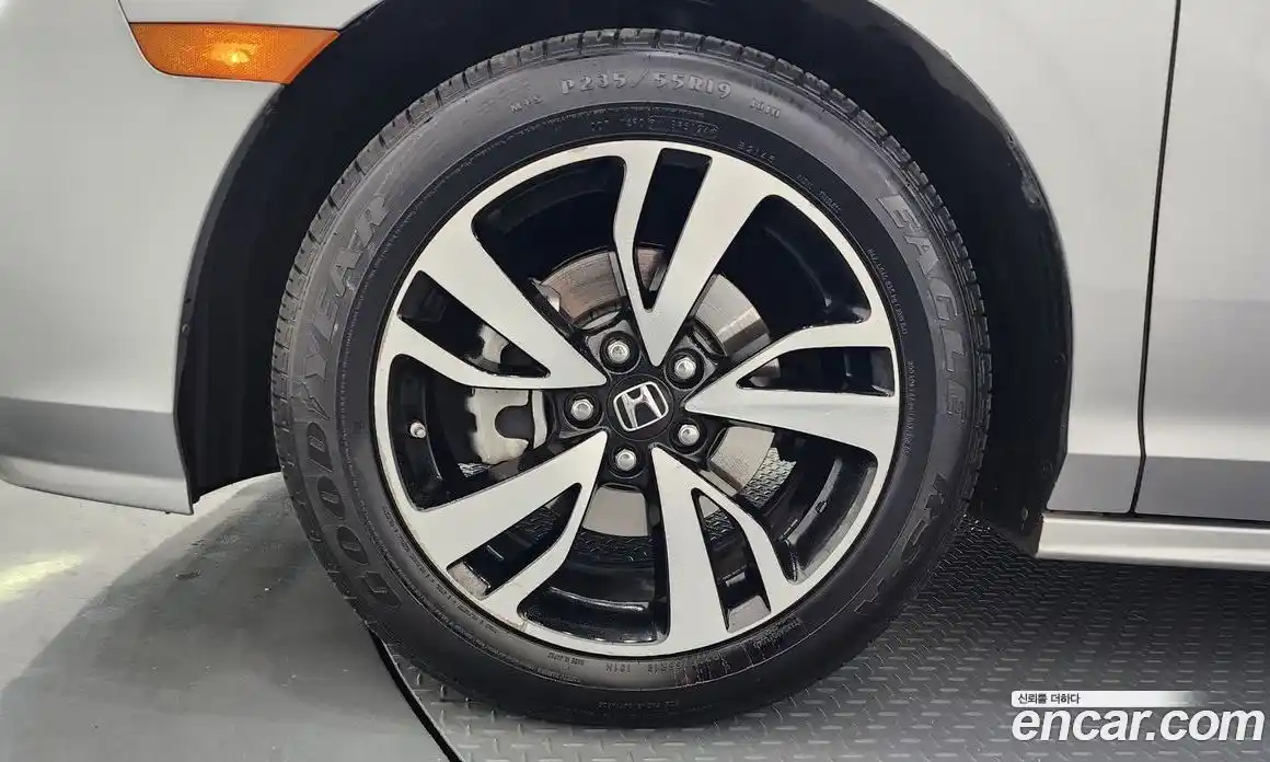 Honda Odyssey 2019 3.5 гидро в Москве № 170678, фото 5