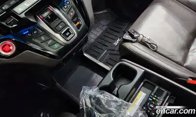 Honda Odyssey 2019 3.5 гидро в Москве № 170678, миниатюра 9
