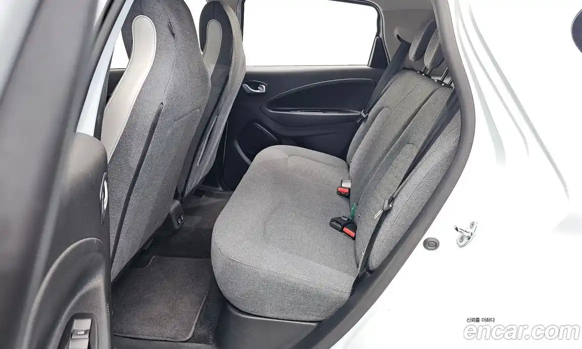 Renault Zoe 2021 0.2 гидро в Москве № 1760977, фото 24