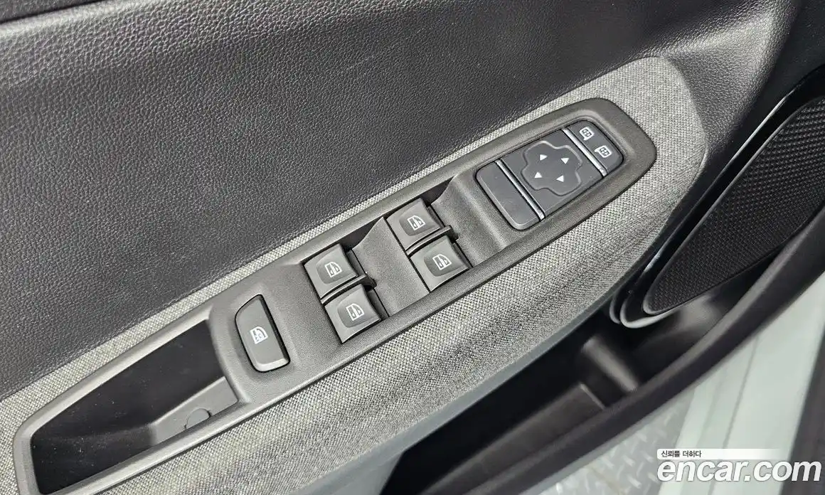 Renault Zoe 2021 0.2 гидро в Москве № 1760977, фото 27