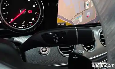 Mercedes-Benz E-Class 2020 2.0 гидро в Москве № 1762392, миниатюра 12
