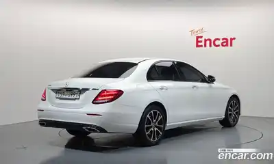 Mercedes-Benz E-Class 2020 2.0 гидро в Москве № 1762392, миниатюра 2