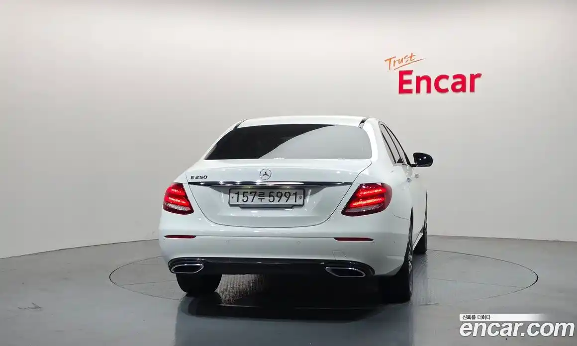 Mercedes-Benz E-Class 2020 2.0 гидро в Москве № 1762392, фото 4