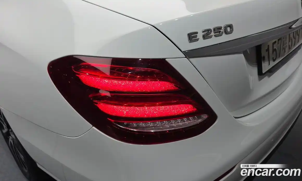 Mercedes-Benz E-Class 2020 2.0 гидро в Москве № 1762392, фото 9