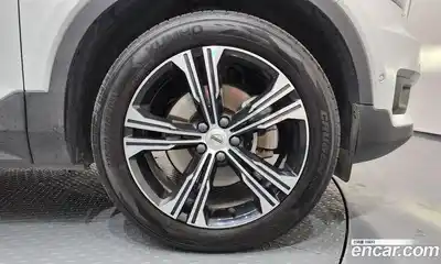 Volvo XC40 2021 2.0 гидро в Москве № 1763544, миниатюра 7