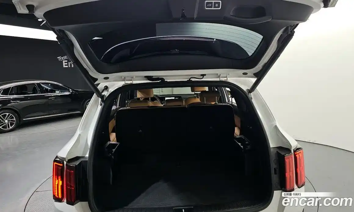 Kia Sorento 2023 2.5 гидро в Москве № 1831998, фото 33