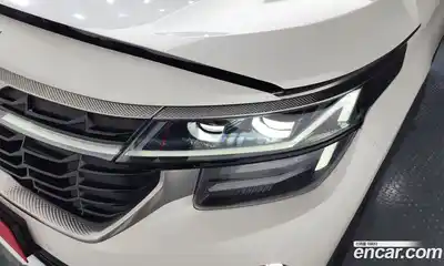 Kia Seltos 2023 1.6 гидро в Москве № 1832097, миниатюра 8