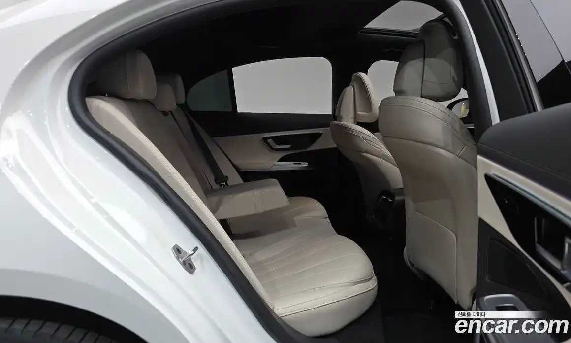 Mercedes-Benz E-Class 2025 2.0 гидро в Москве № 1832273, фото 17