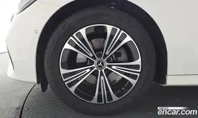 Mercedes-Benz E-Class 2025 2.0 гидро в Москве № 1832273, миниатюра 4
