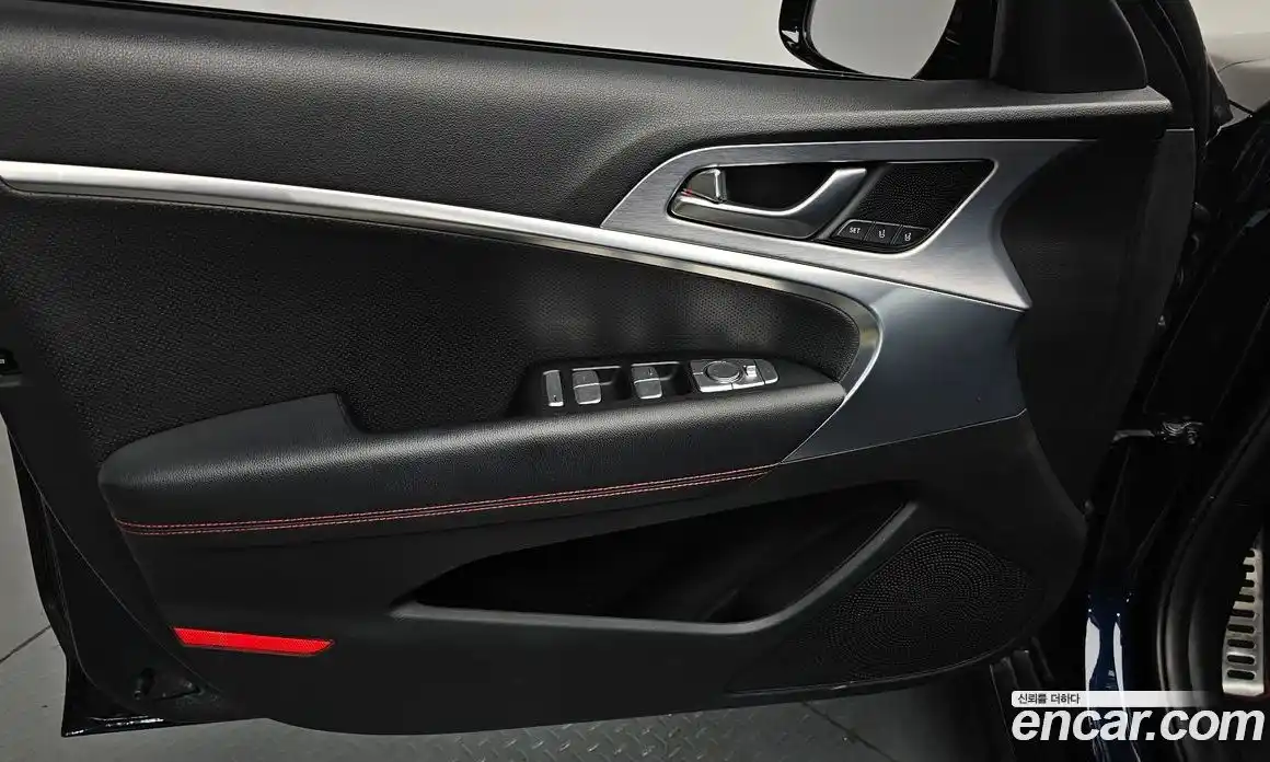 Genesis G70 2018 2.0 гидро в Москве № 1832553, фото 13