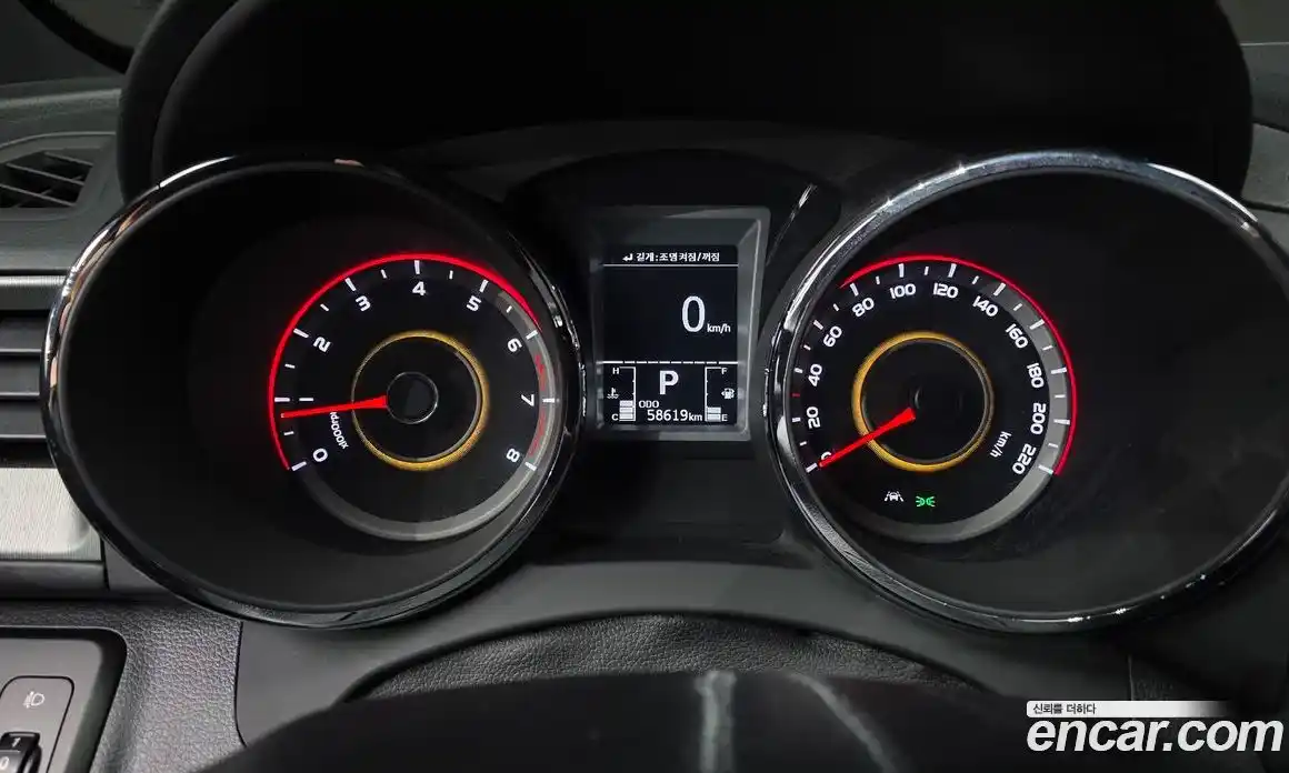 SsangYong TIBOLI 2017 1.6 гидро в Москве № 1832814, фото 8