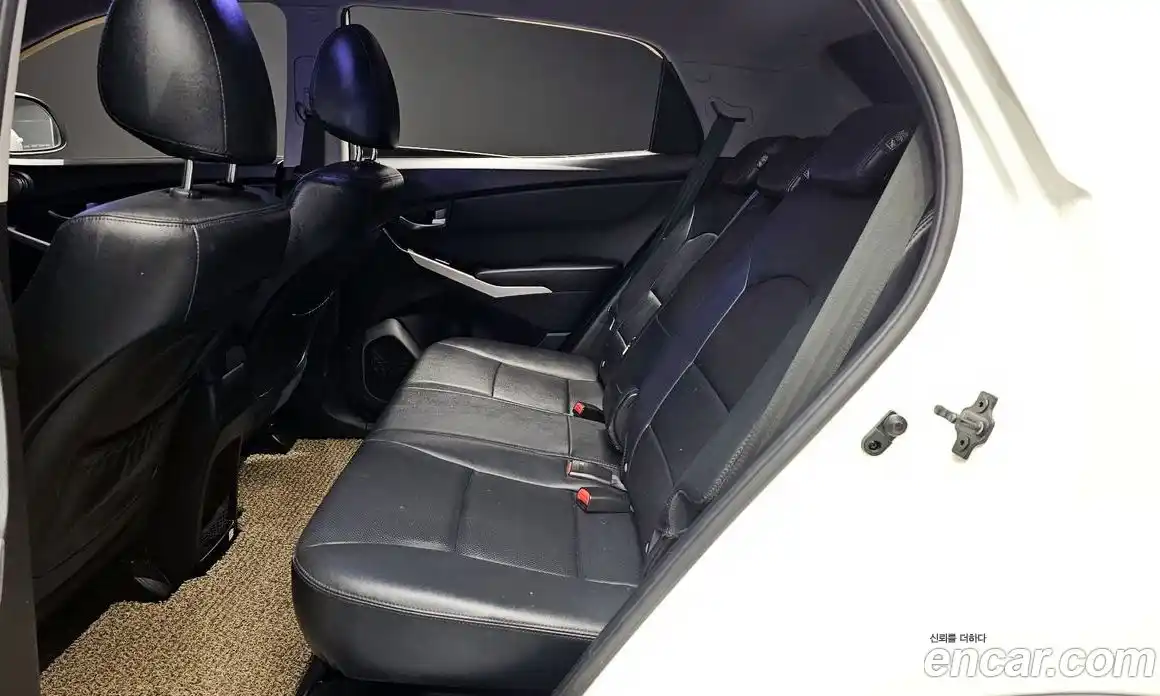 SsangYong Korando 2015 2.0 гидро в Москве № 1833146, фото 12