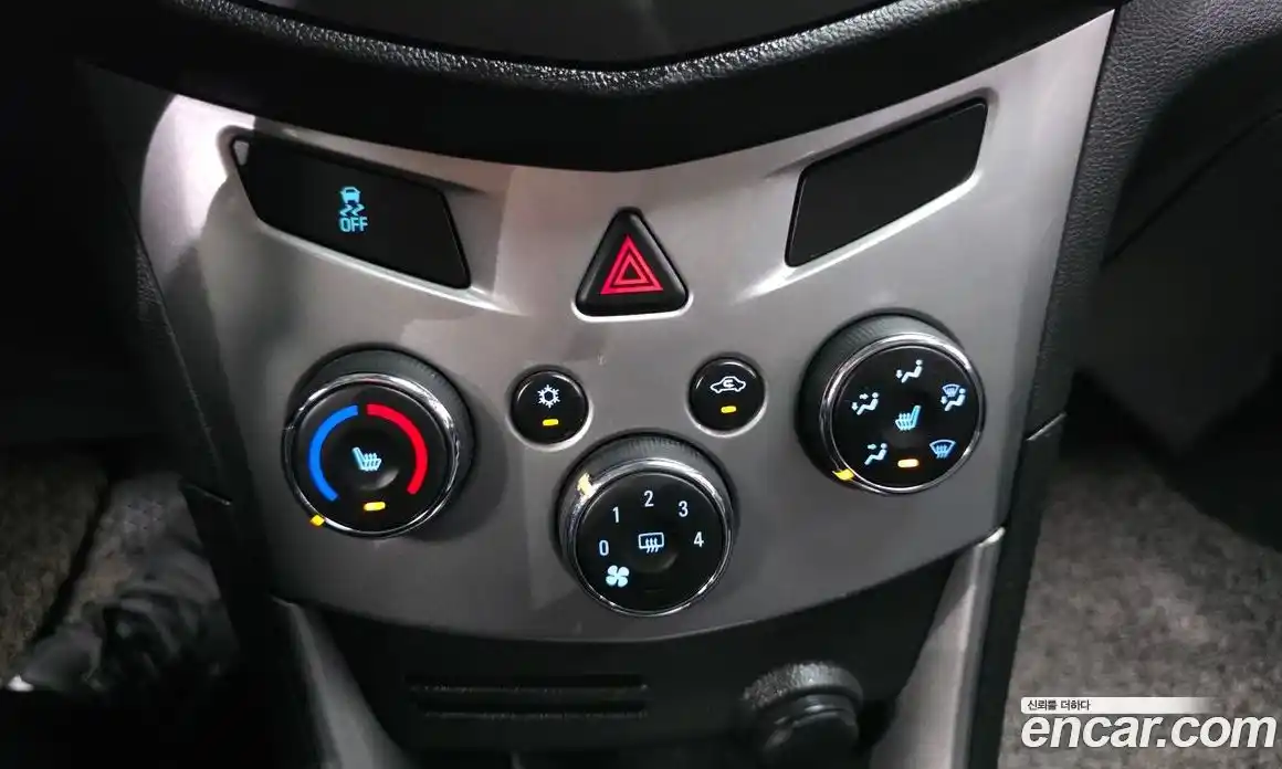 Chevrolet Trax 2015 1.4 гидро в Москве № 1833938, фото 22