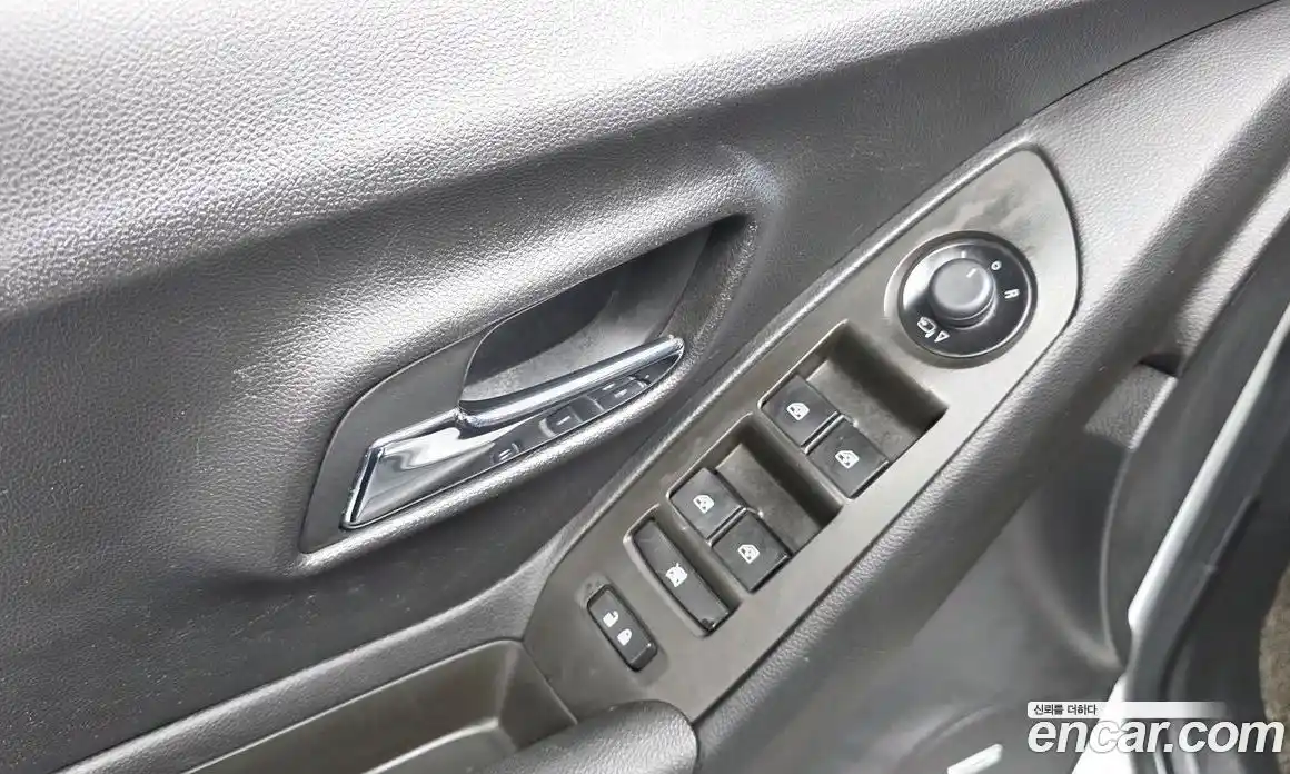 Chevrolet Trax 2015 1.4 гидро в Москве № 1833938, фото 27