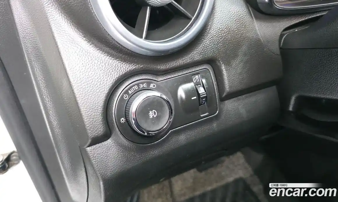 Chevrolet Trax 2015 1.4 гидро в Москве № 1833938, фото 28