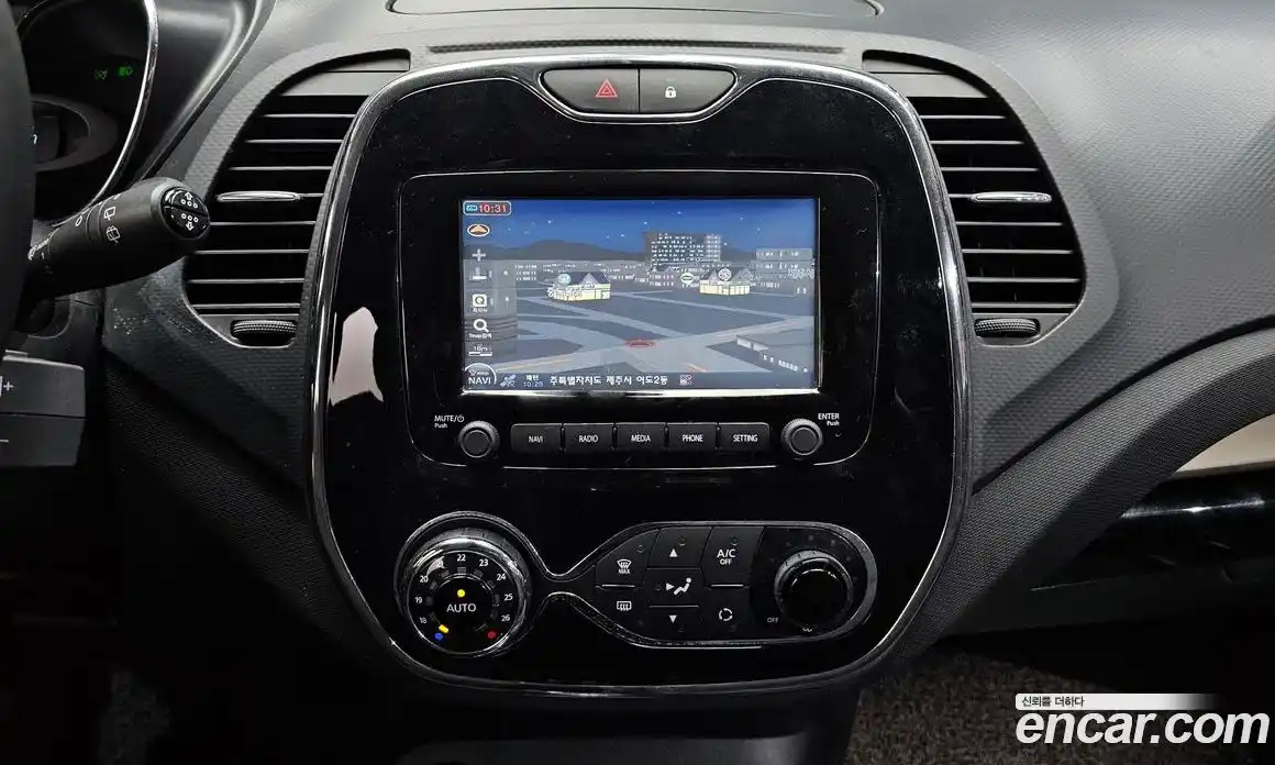 Renault QM3 2016 1.5 гидро в Москве № 1834526, фото 20