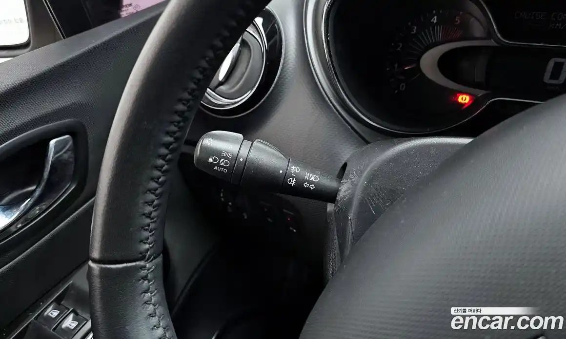 Renault QM3 2016 1.5 гидро в Москве № 1834526, фото 30