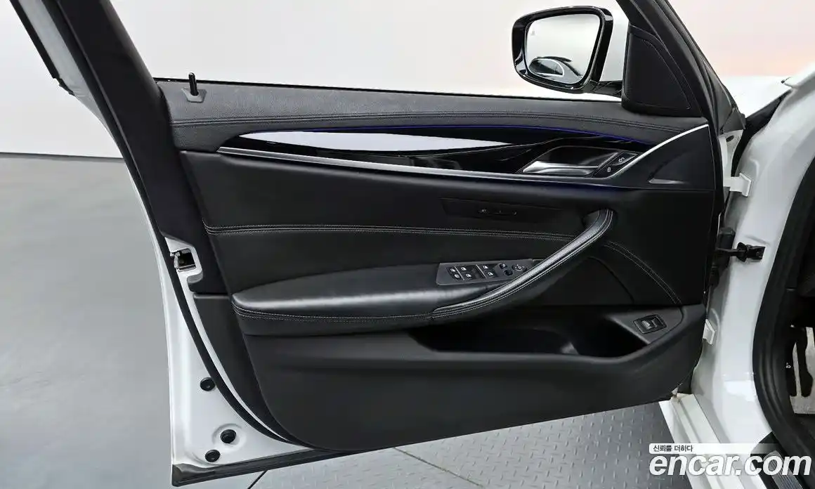 BMW 5-Series 2019 2.0 гидро в Москве № 1835714, фото 14