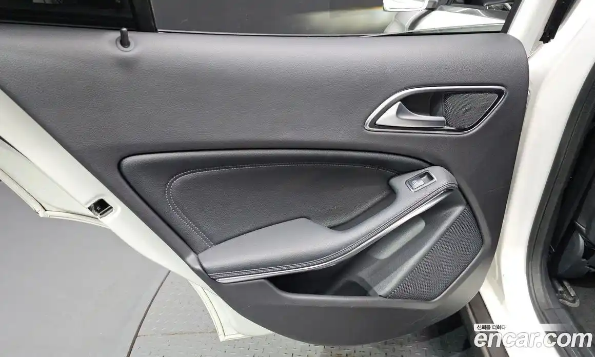 Mercedes-Benz GLA-Class 2019 2.0 гидро в Москве № 1835962, фото 15