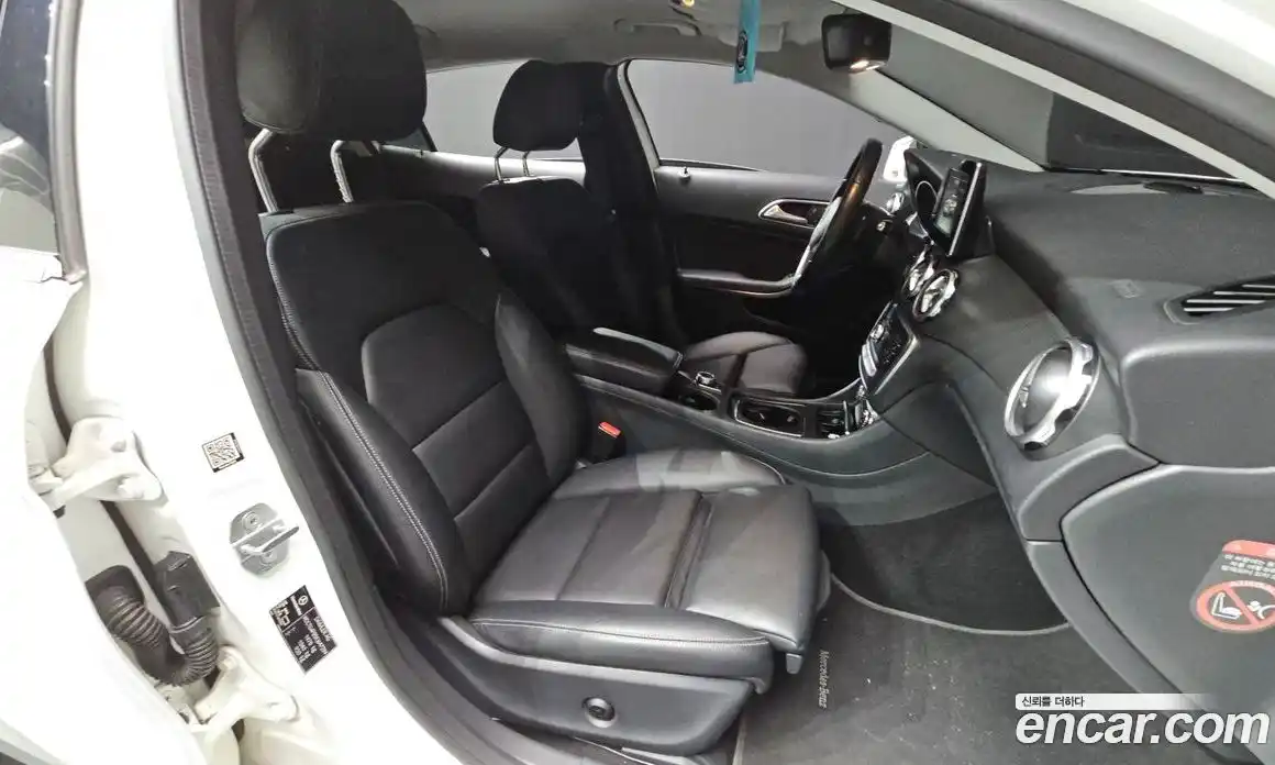Mercedes-Benz GLA-Class 2019 2.0 гидро в Москве № 1835962, фото 16
