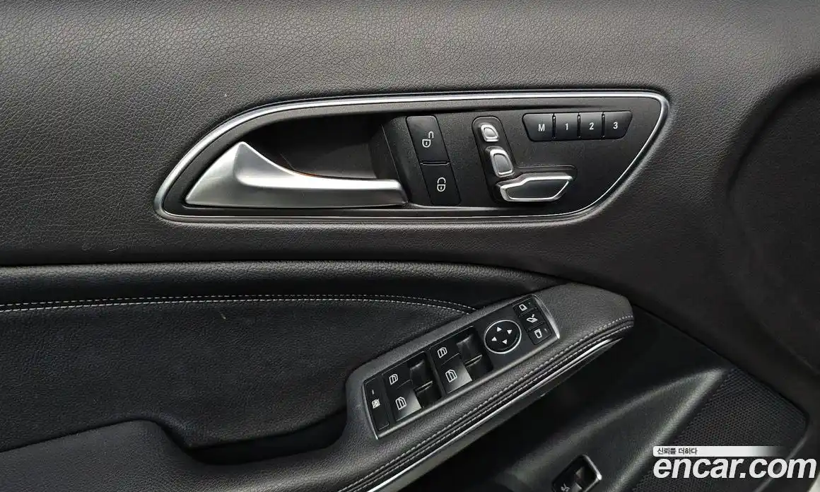 Mercedes-Benz GLA-Class 2019 2.0 гидро в Москве № 1835962, фото 25